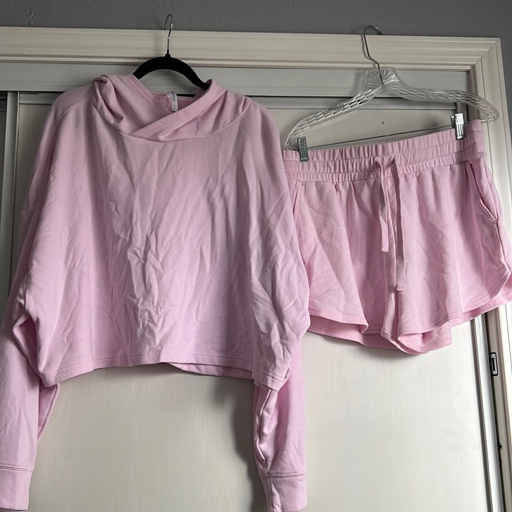 Fabletics two piece lounge set